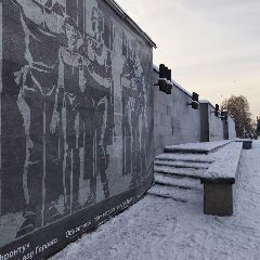 � ������������ ������� ������ ����� ���� � ������ �� �������� ������ (����, �����)