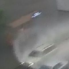 В Новокузнецке водитель-неадекват специально окатил дорожной грязью людей на остановке (ВИДЕО) В Новокузнецке водитель-неадекват специально окатил дорожной грязью людей на остановке (ВИДЕО)