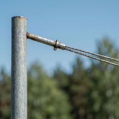 Новокузнецкие власти распорядились снести незаконные тросы, столбики, гаражи и шлагбаумы Новокузнецкие власти распорядились снести незаконные тросы, столбики, гаражи и шлагбаумы